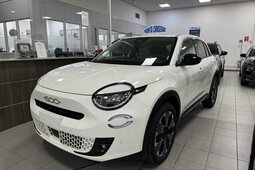 Fiat 600 Hybrid 145CV DCT MHEV La Prima II KM.0 SUV 2025 White