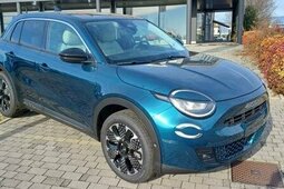 Fiat 600 Hybrid 145 CV DCT MHEV La Prima SUV 2025 Blue
