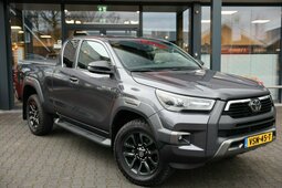Toyota Hilux 2.8 D-4D X-TRA CAB INVINCIBLE A/T 4WD VAN Minivan / MPV 2023 Grey
