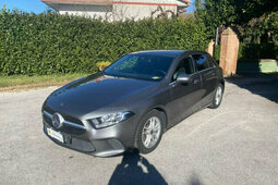 Mercedes-Benz A 180 d Automatic Business NAVIGATORE Sedan / Saloon 2019 Black