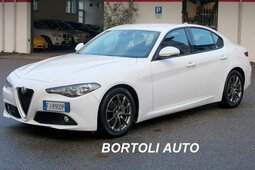 Alfa Romeo Giulia 2.2 TD 167.000 KM AT8 BUSINESS AUTOMATICA Sedan/Berlina 2017 Branco