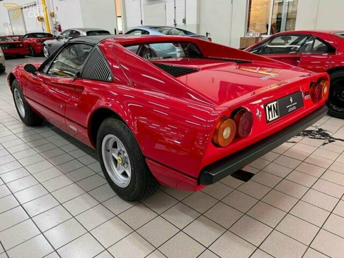 1981 Ferrari 208 GTS, foto 3