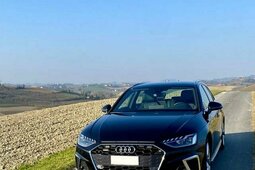 Audi A4 Avant 40 TDI S tronic Business Advanced Estate Car 2022 Black