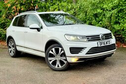 Volkswagen Touareg 3.0 TDI V6 BlueMotion Tech R-Line Tiptronic 4WD Eu 2016 White
