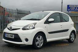 Toyota Aygo 1.0 VVT-i Ice Hatchback 5dr Petrol Manual Euro 5 ( Hatchback 2013 White