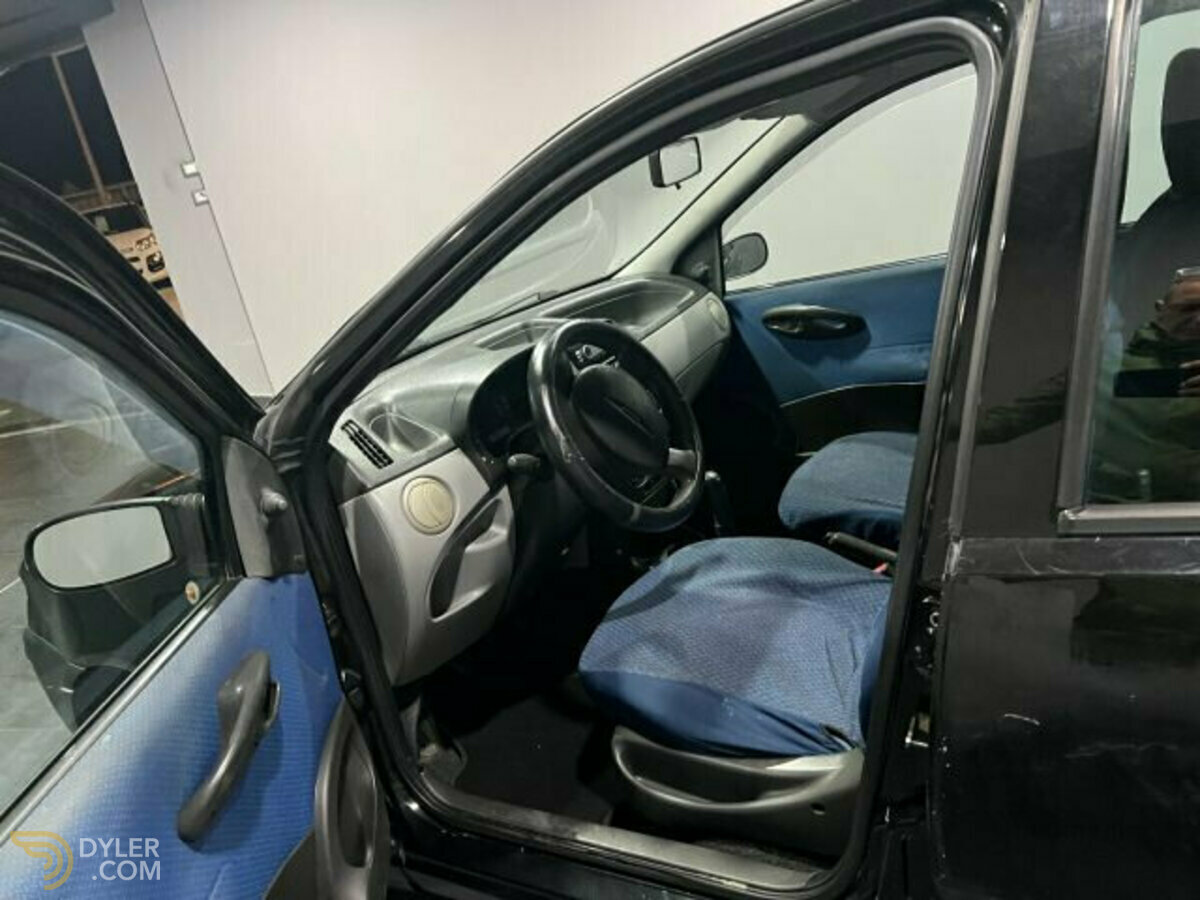 2001 Fiat Punto 1.9 JTD 5 porte EL, foto 8