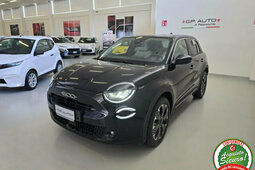 Fiat 600 Hybrid DCT MHEV La Prima SUV 2025 Preto