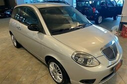 Lancia Ypsilon 1.2 69 CV "UNICO PROPRIETARIO" Hatchback 2011 Silver