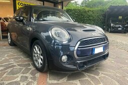 MINI Cooper S 2.0 Cooper S 5 porte Sedan / Saloon 2015 Grey