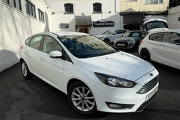 Ford Focus 1.0T EcoBoost Titanium Euro 6 (s/s) 5dr Hatchback 2015 White