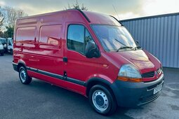 Renault Master 2.5 TD dCi 33 FWD L2 H2 4dr 2007 Red
