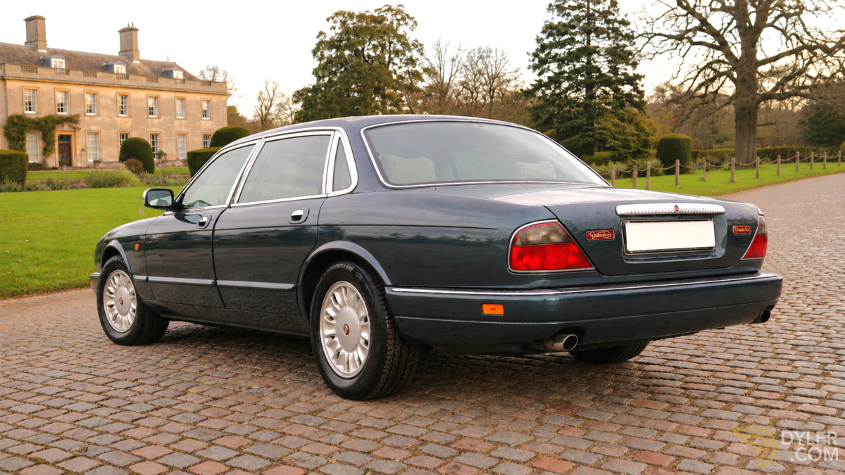 1998 Jaguar Daimler D6 V12.6.0, foto 3