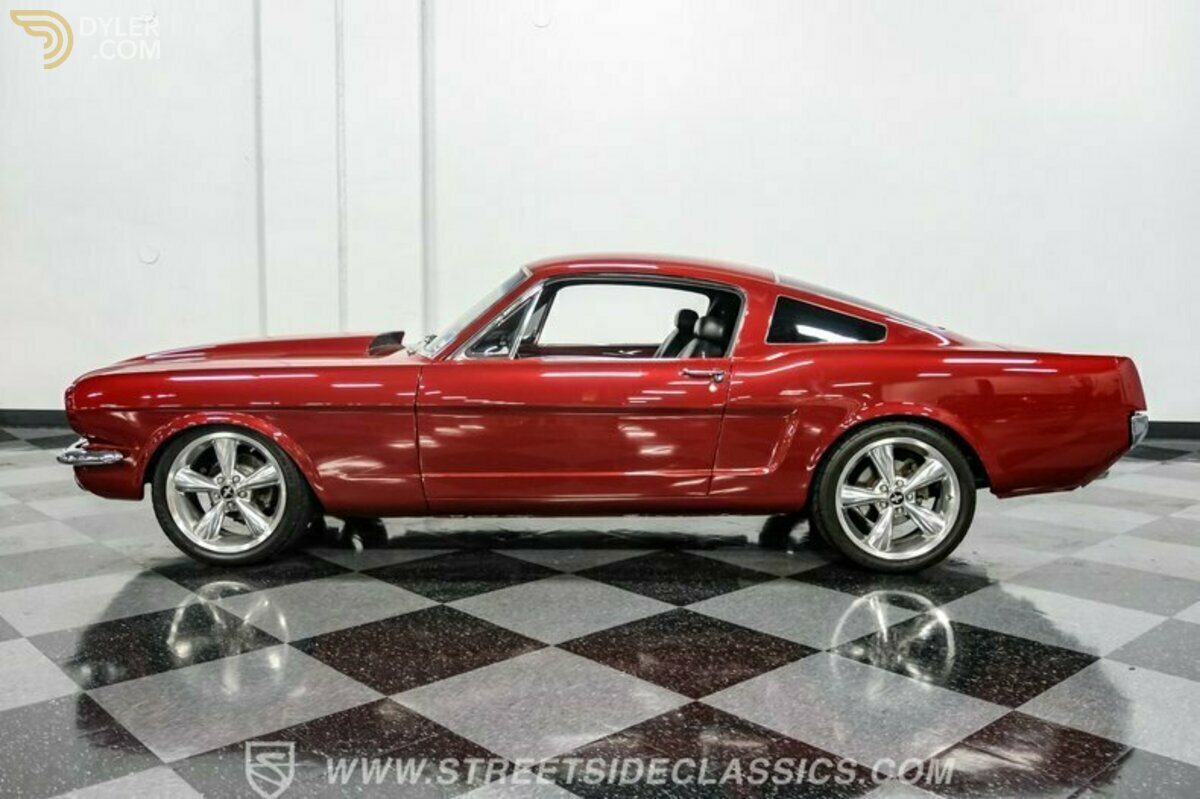 1965 Ford Mustang Fastback Restomod, foto 2