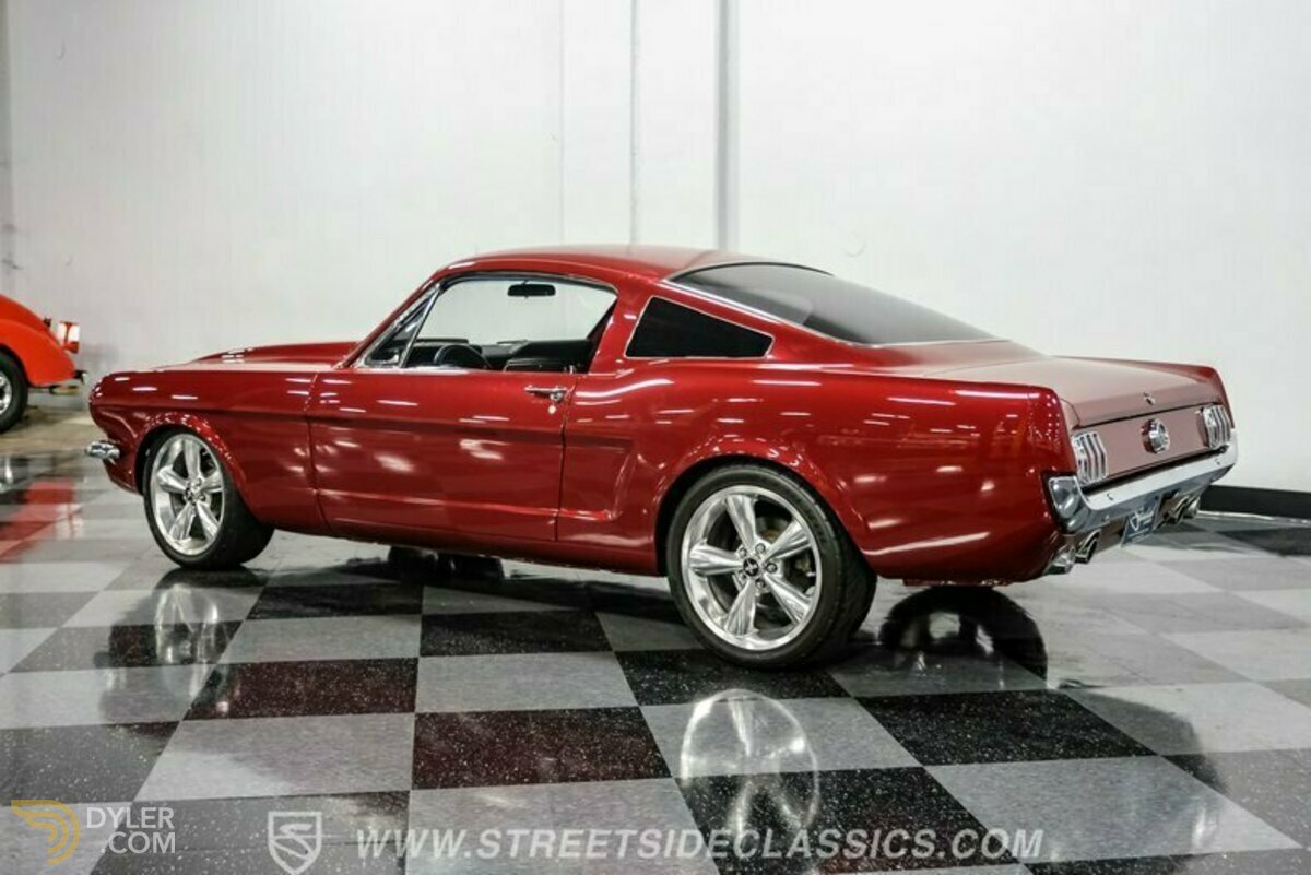 1965 Ford Mustang Fastback Restomod, foto 6