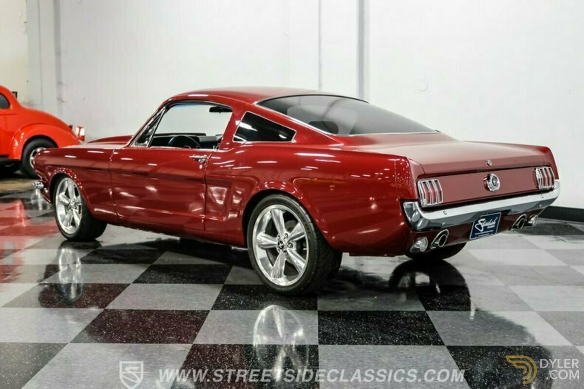 1965 Ford Mustang Fastback Restomod, foto 7