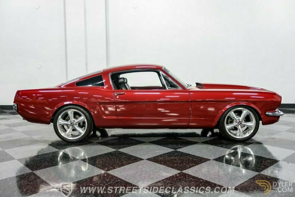 1965 Ford Mustang Fastback Restomod, foto 12