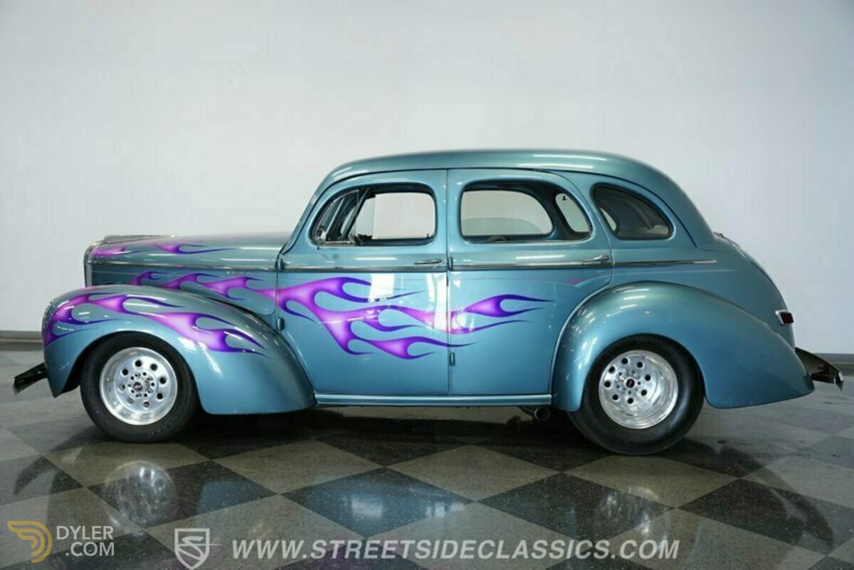 1941 Willys Americar Streetrod, foto 2