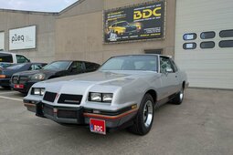 Pontiac Grand Prix 2 + 2 AERO  NASCAR Hatchback 1986 Plata