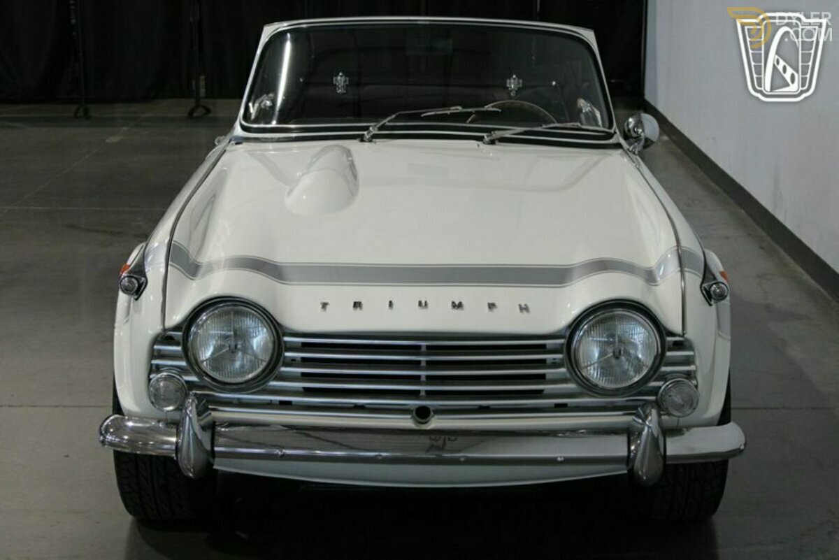 1967 Triumph TR4 A, foto 12
