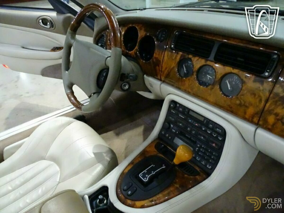 1998 Jaguar XK8, foto 12