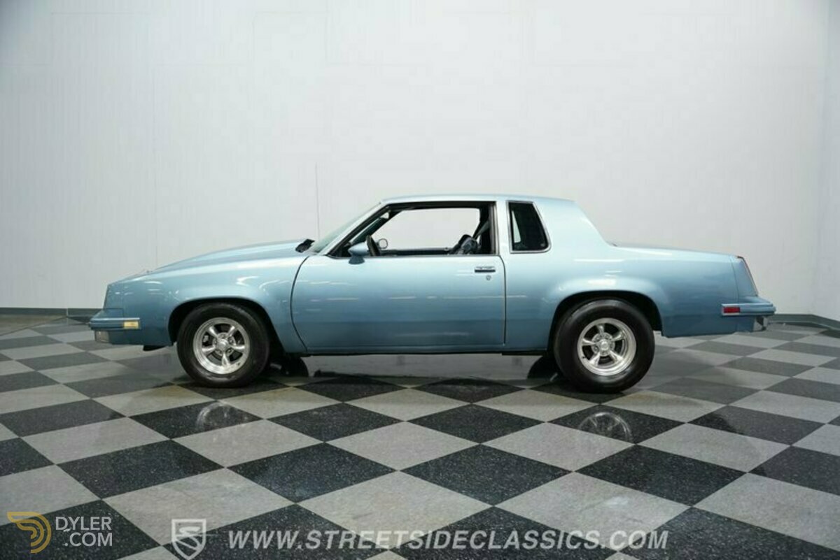 1986 Oldsmobile Cutlass Supreme Prostreet, foto 2