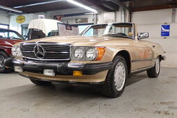 Mercedes-Benz 560 SL Hard top convertible Cabriolet / Roadster 1986 Gold