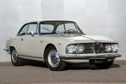 Alfa Romeo 2000 Sprint Coupé Coupe 1961 Beige