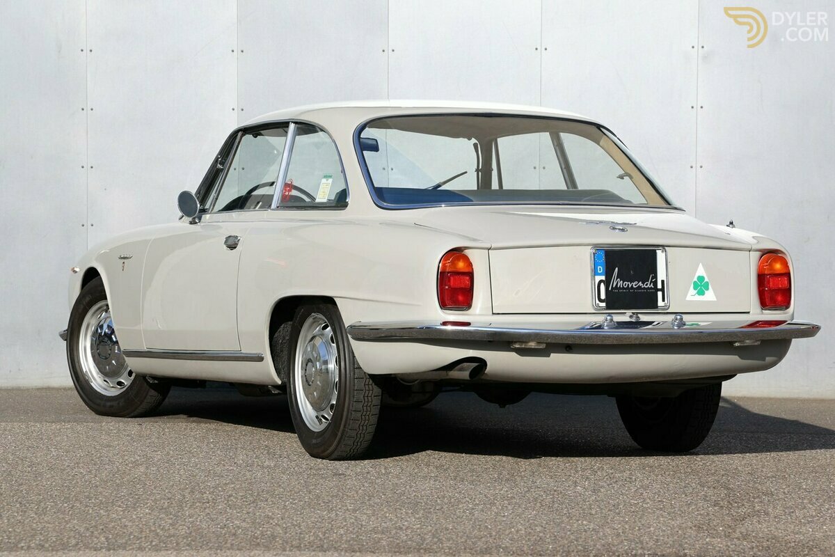 1961 Alfa Romeo 2000 Sprint Coupé, foto 2