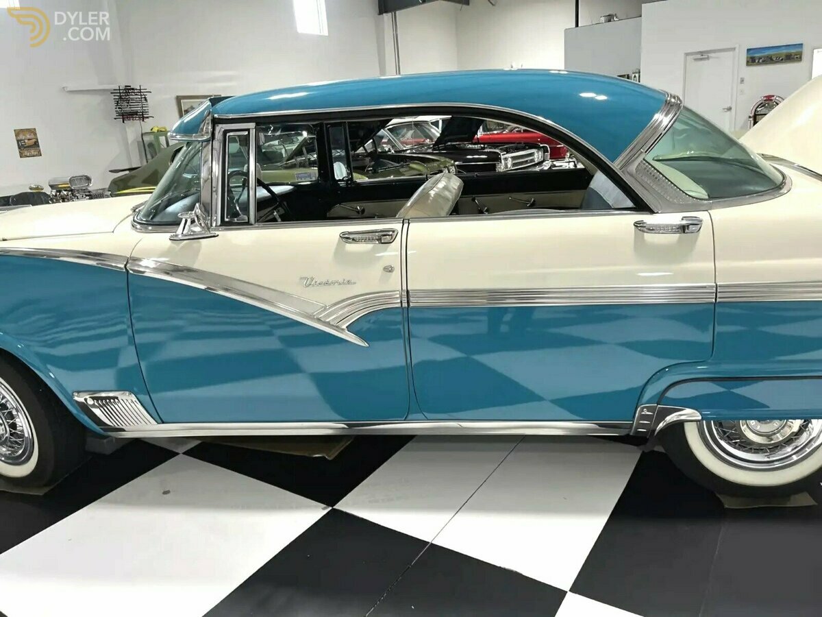 1956 Ford Victoria, foto 2