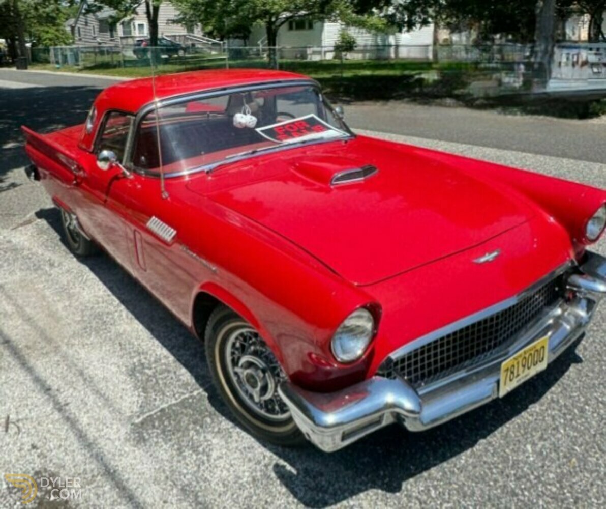 1957 Ford Thunderbird, foto 2