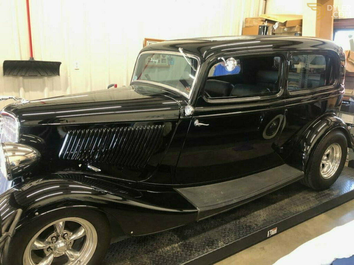 1933 Ford Tudor, foto 3