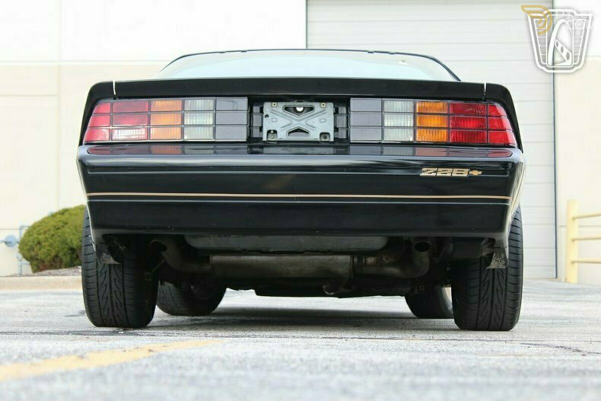 1985 Chevrolet Camaro Iroc Z28, foto 11