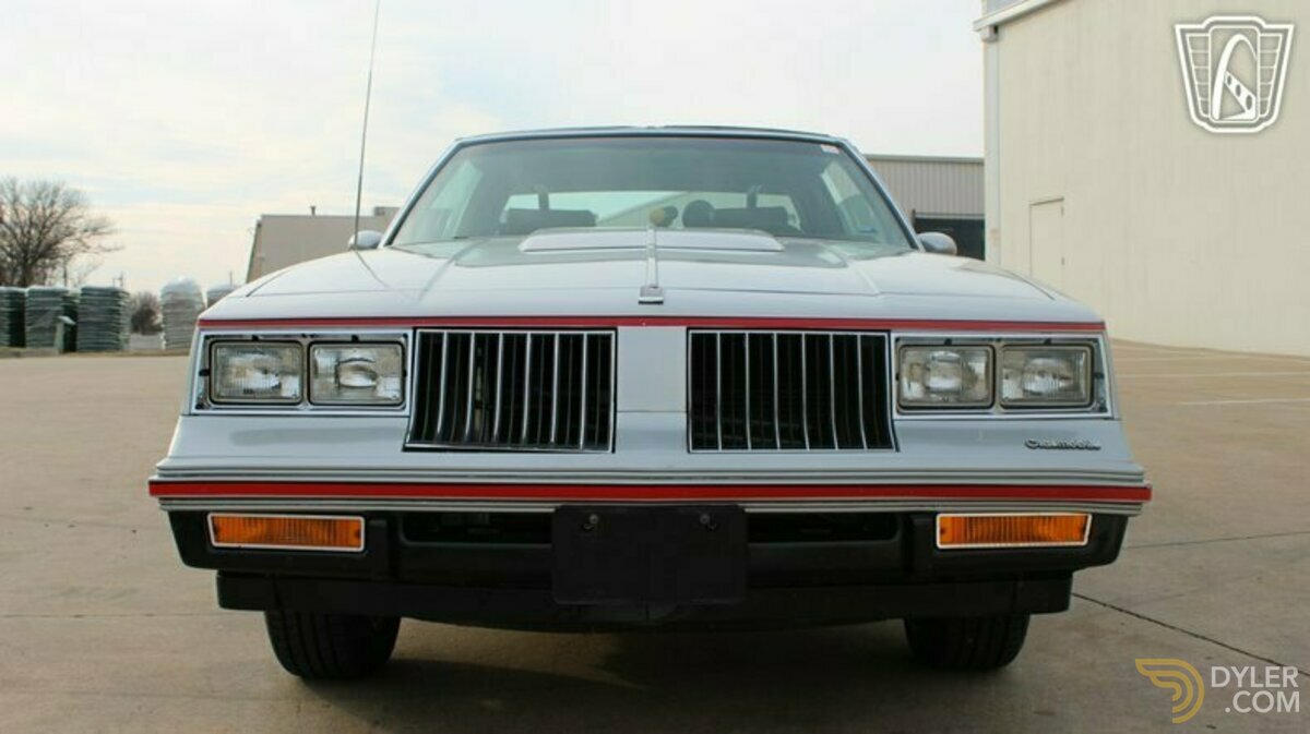 1984 Oldsmobile Cutlass, foto 3