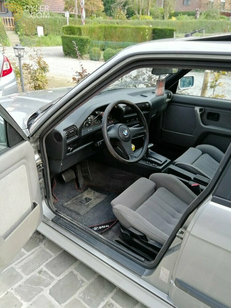 1988 BMW 325 ix, station wagon, foto 2