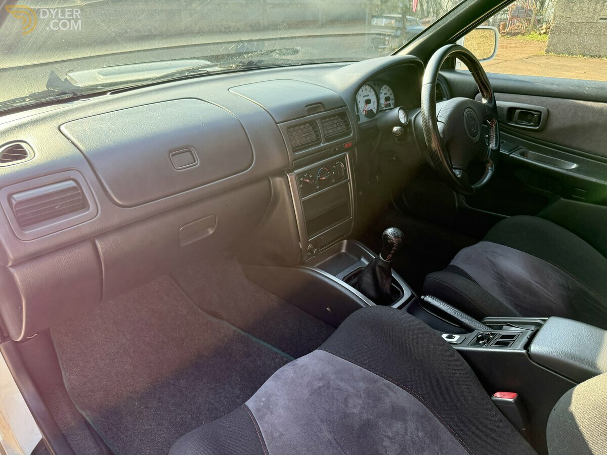 1998 Subaru Impreza WRX STi Type R version 4, foto 12