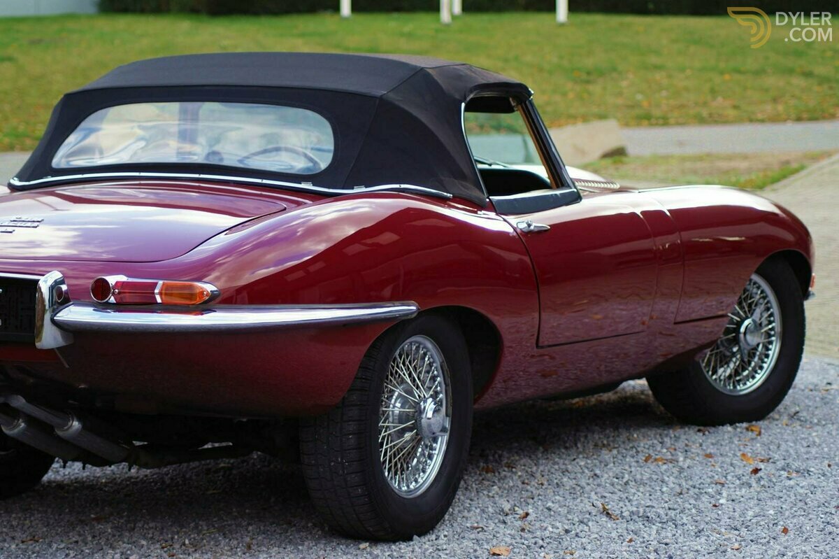 1966 Jaguar E-Type Series 1 Roadster 4.2L, foto 3