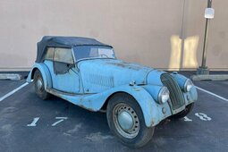 Morgan Plus 4 1957 Azul