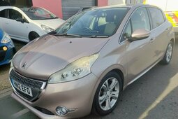 Peugeot 208 1.4 VTi Allure Hatchback 5dr Petrol Manual Euro 5 Hatchback 2012