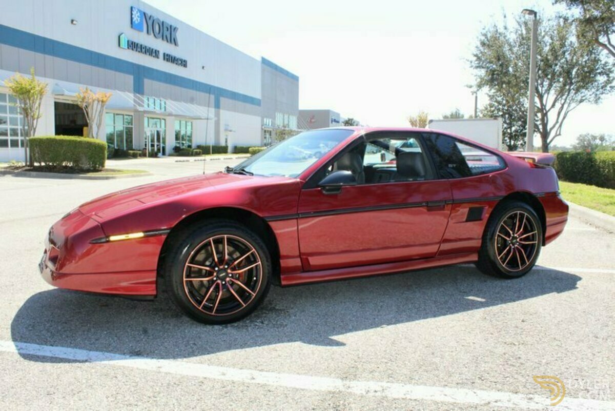 1988 Pontiac Fiero GT, foto 8