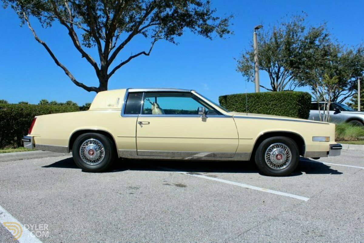 1985 Cadillac Biarritz Biarritz, foto 2