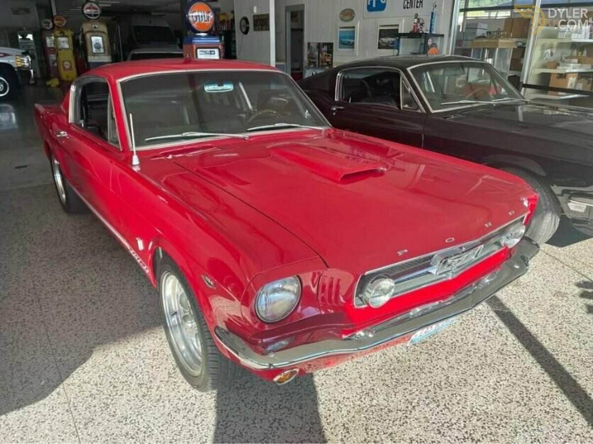 1966 Ford Mustang Fastback, foto 1