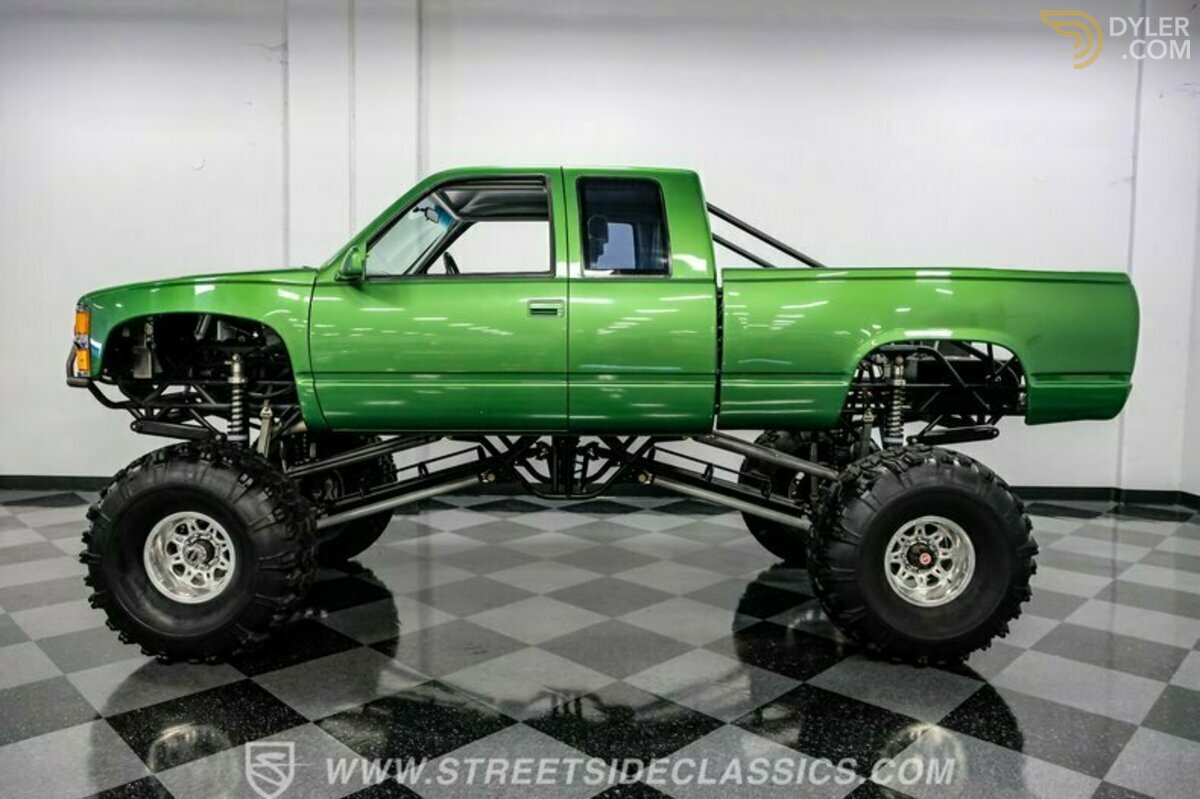 1988 Chevrolet C1500 4X4 Custom Monster Truck, foto 2