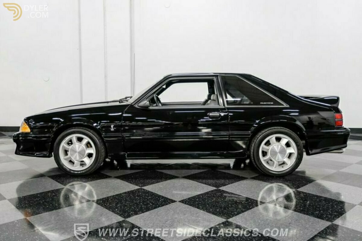 1993 Ford Mustang SVT Cobra, foto 2