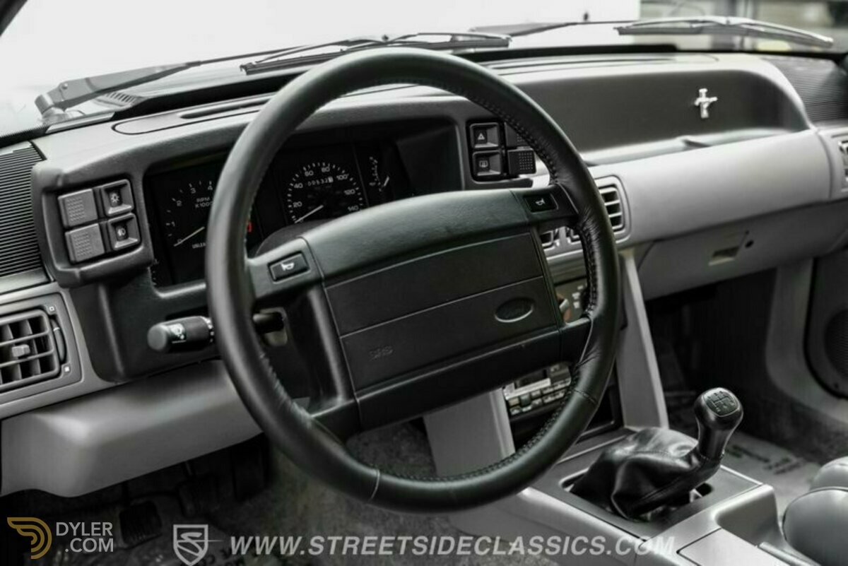 1993 Ford Mustang SVT Cobra, foto 4