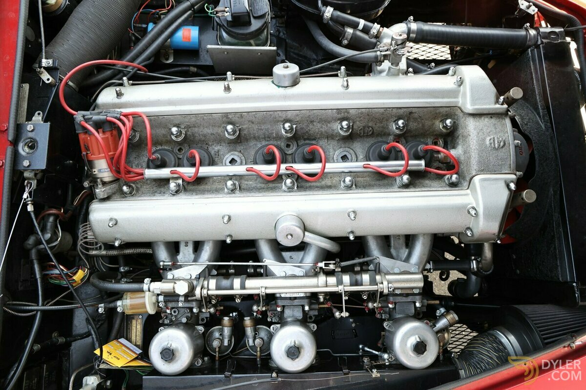 1966 Aston Martin DB6 Saloon RHD, foto 4