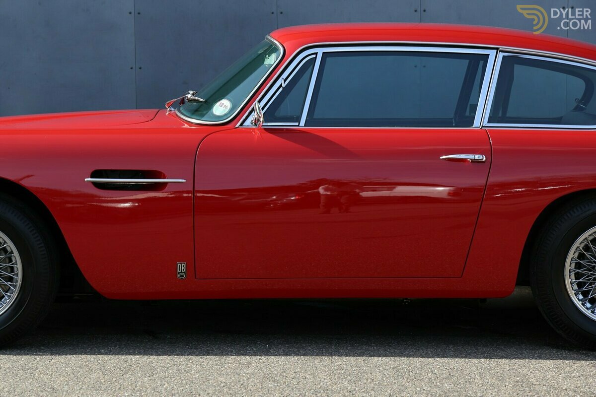 1966 Aston Martin DB6 Saloon RHD, foto 12
