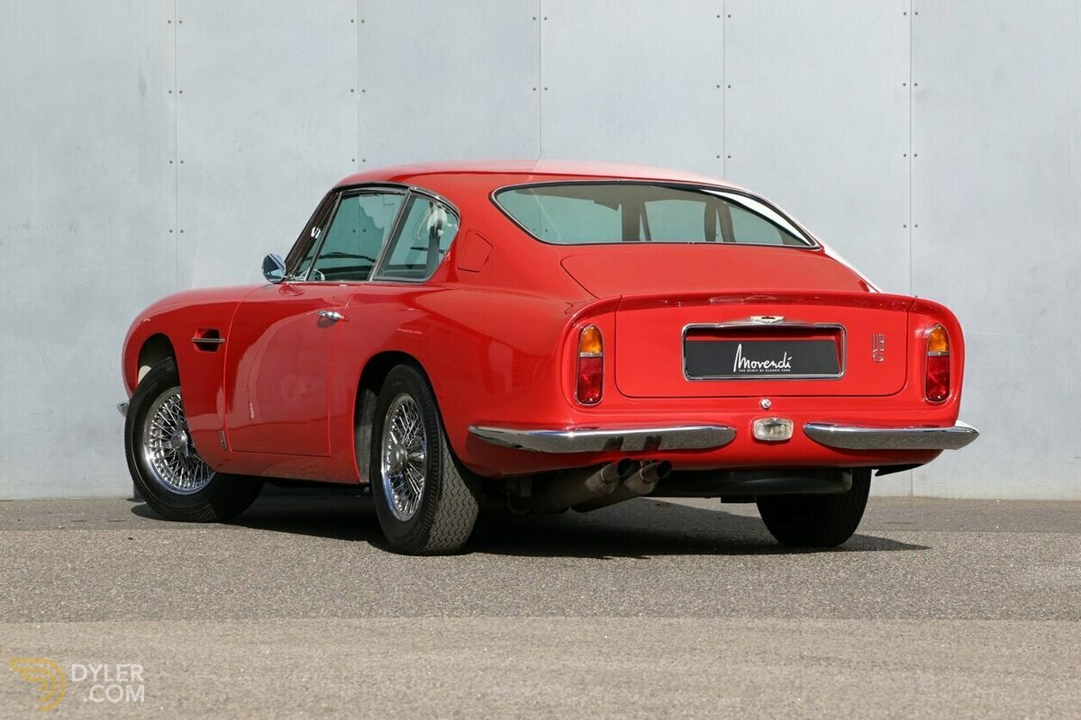 1966 Aston Martin DB6 Saloon RHD, foto 2