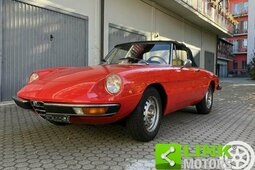 Alfa Romeo Spider 1300 88 CV Duetto Targa MI Cabriolet / Roadster 1973 Red