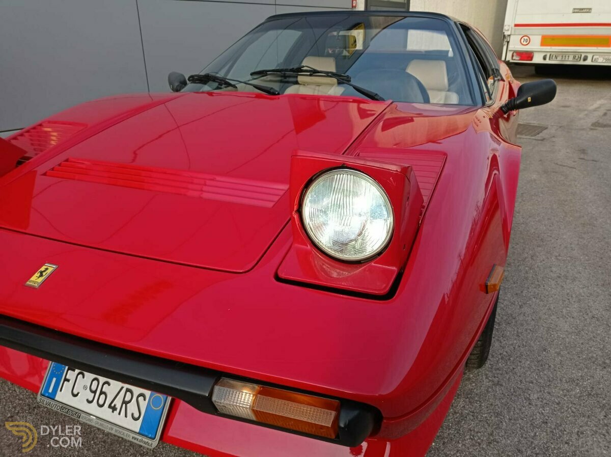1983 Ferrari 308 GTS, foto 2