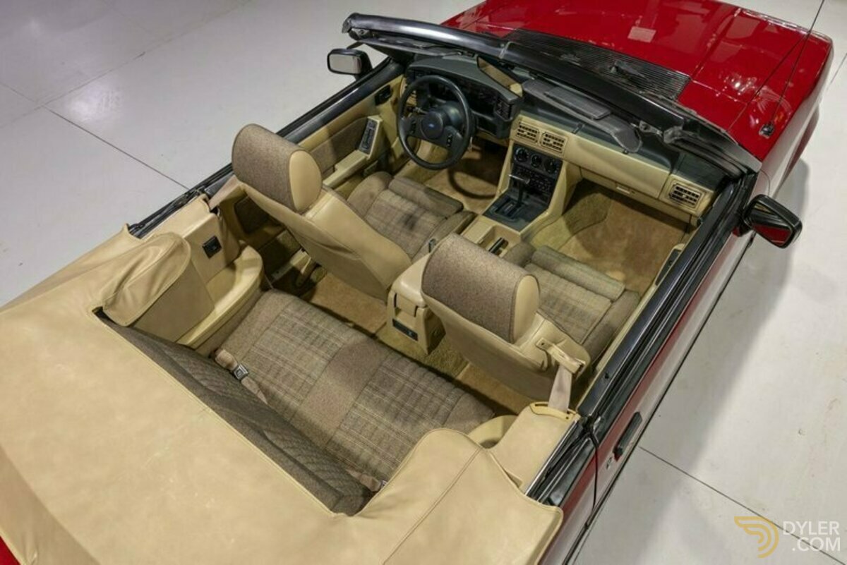 1989 Ford Mustang, foto 3
